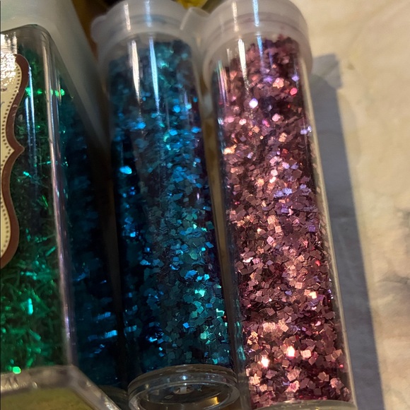 Glitter Set - Picture 6 of 9